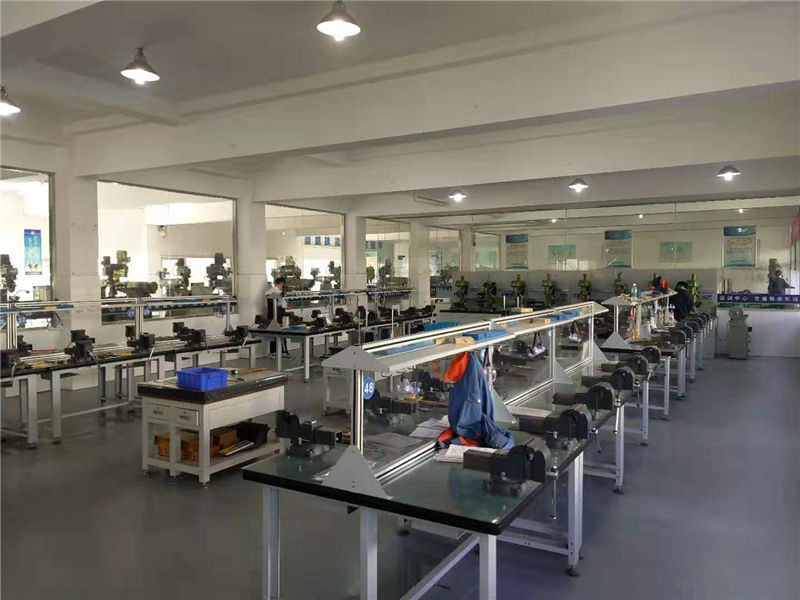 現(xiàn)代鉗工實訓室